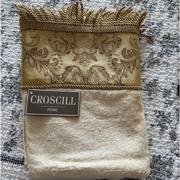 Croscill Bath Nwt Vintage 9s Croscill Home Fashion Bath Towel